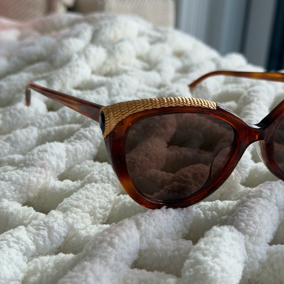 Designer Sunglasses - Picture 8 of 9